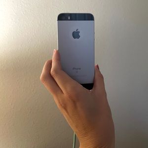 iPhone SE 1st generation
